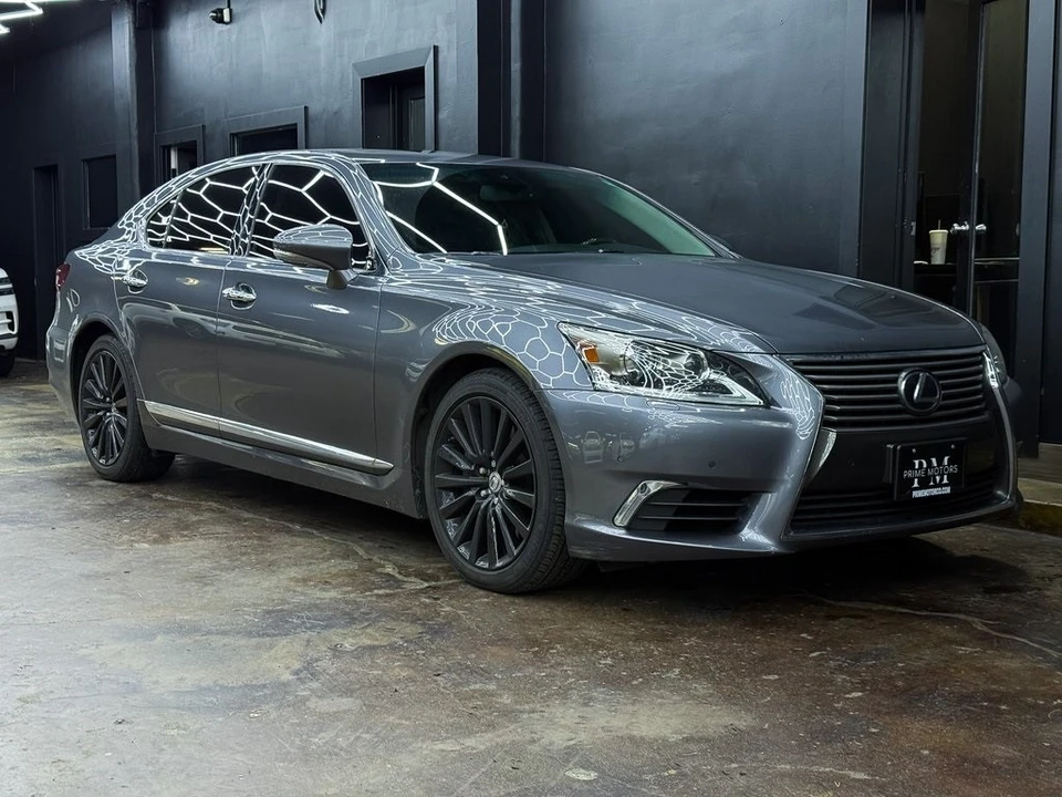 2013 Lexus LS 4th Gen - Image 11 of 21