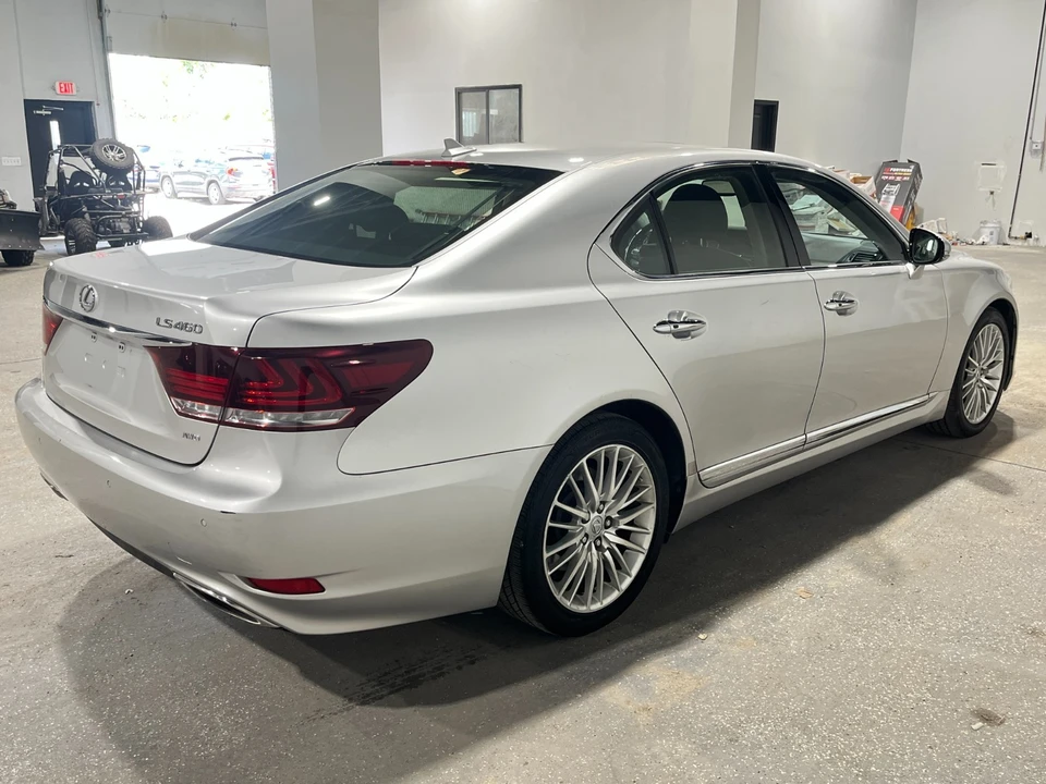 2013 Lexus LS 4th Gen - Image 5 of 22