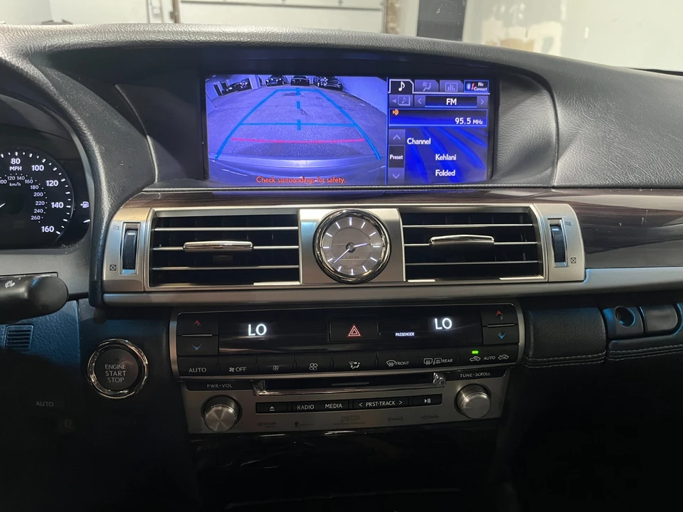 2013 Lexus LS 4th Gen - Image 12 of 22