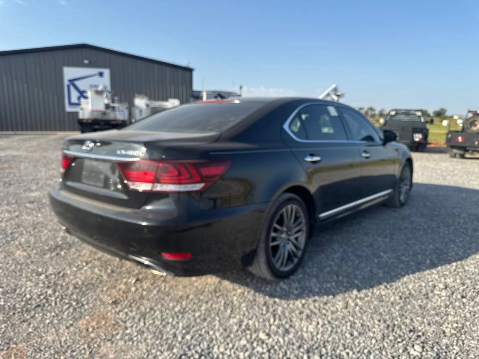 2013 Lexus LS 4th Gen - Image 18 of 20