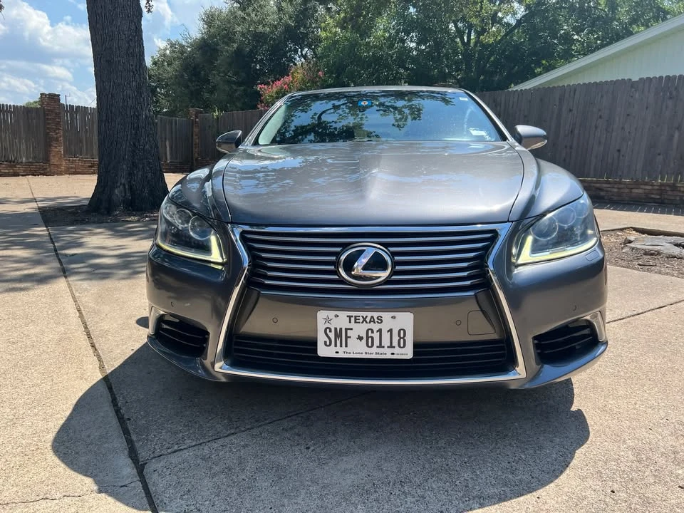 2013 Lexus LS 4th Gen - Image 2 of 16