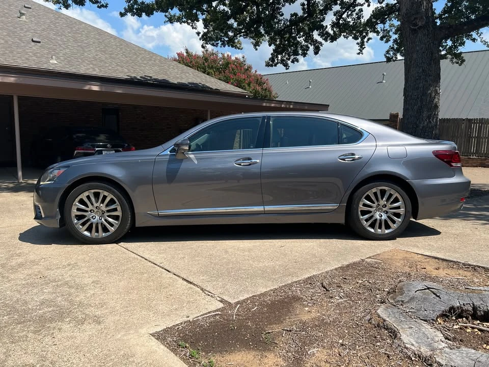 2013 Lexus LS 4th Gen - Image 4 of 16