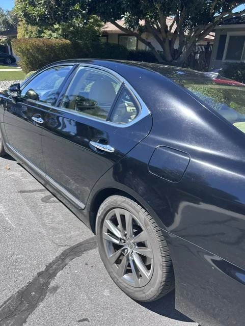 2013 Lexus LS 4th Gen - Image 8 of 9