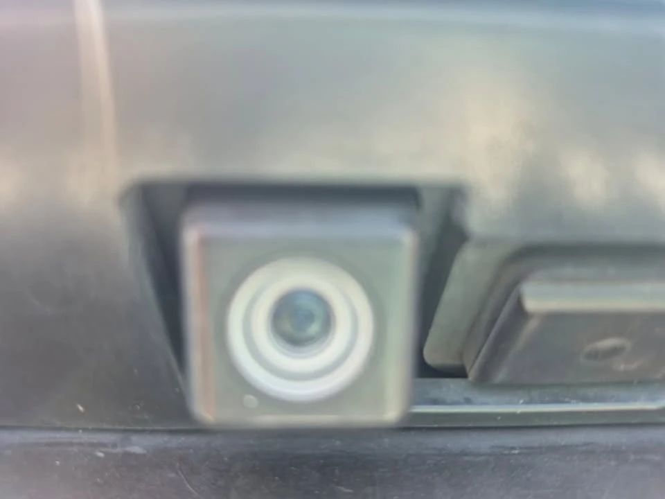 2013 Lexus LS 4th Gen - Image 11 of 20