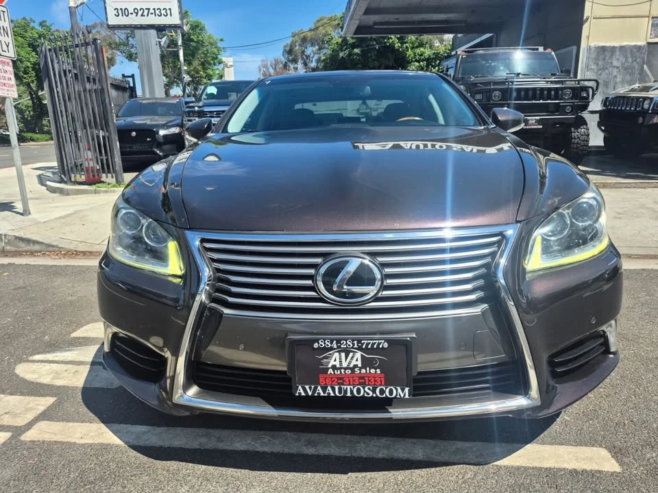 2013 Lexus LS 4th Gen - Image 3 of 20