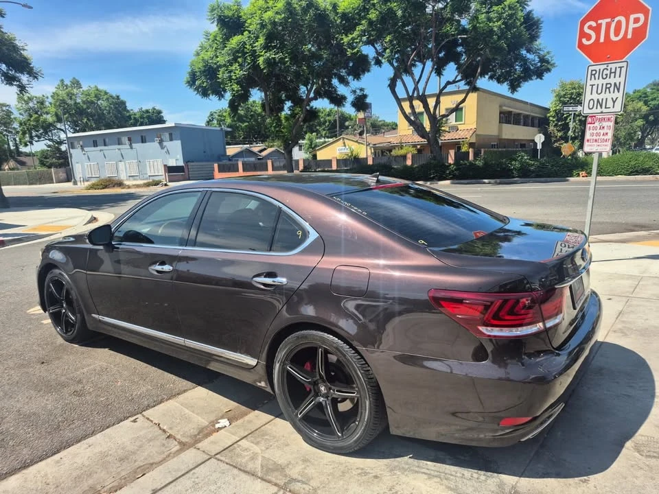 2013 Lexus LS 4th Gen - Image 6 of 20