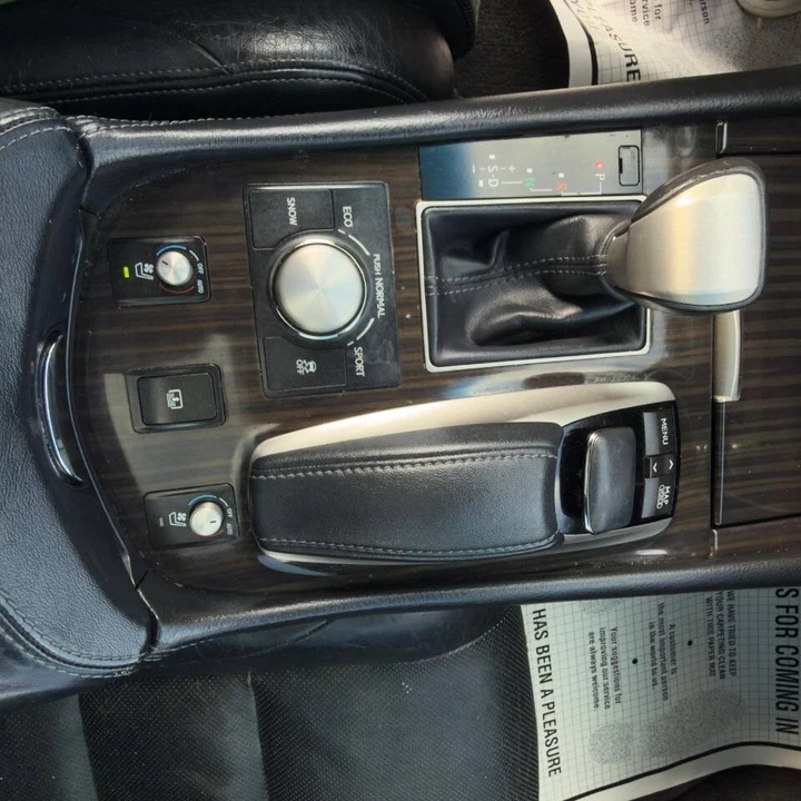 2013 Lexus LS 4th Gen - Image 19 of 19