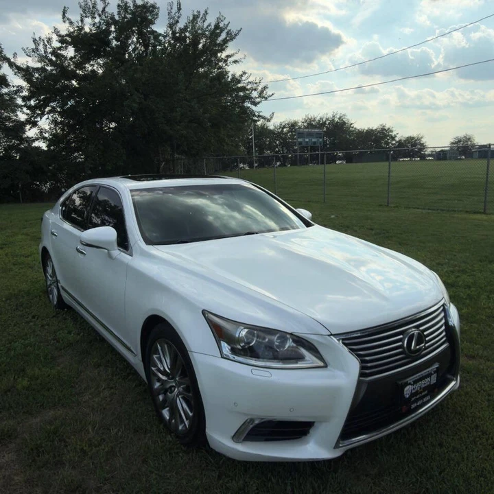 2013 Lexus LS 4th Gen - Image 3 of 19