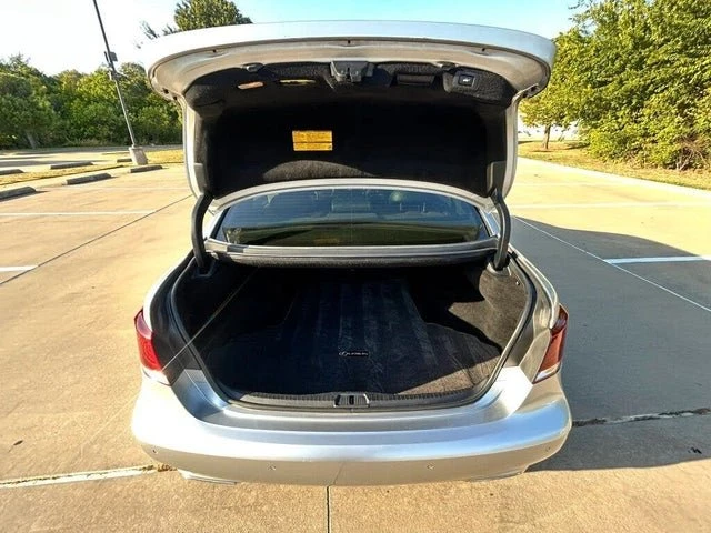 2013 Lexus LS 4th Gen - Image 9 of 19