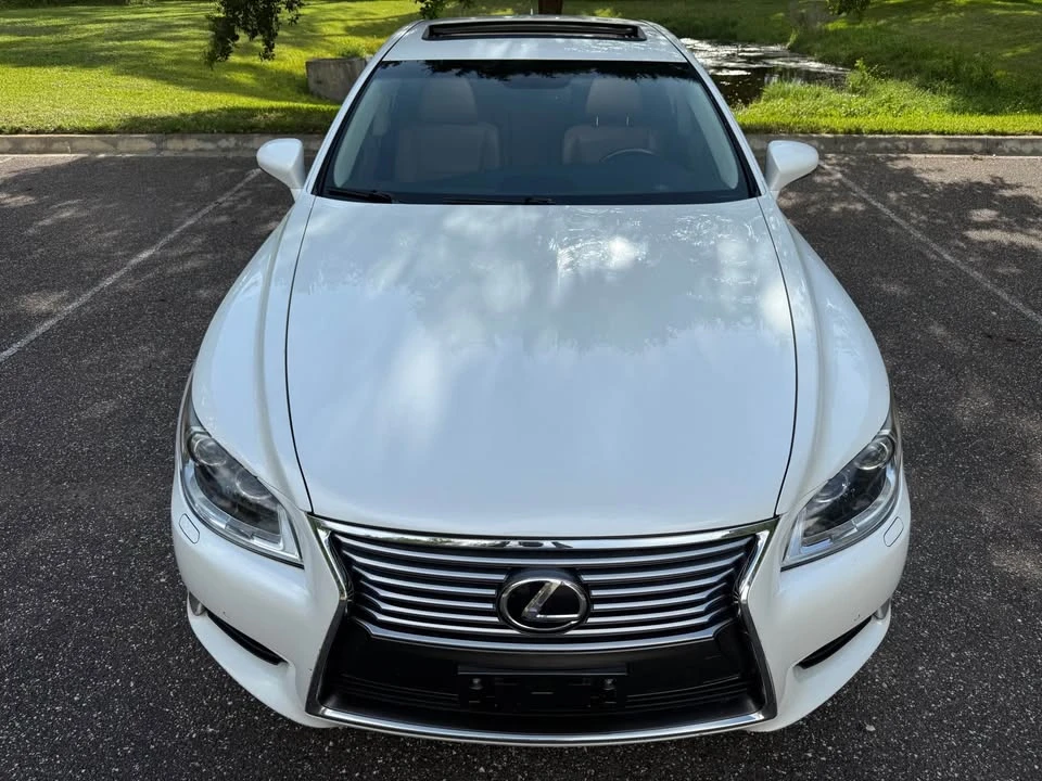 2013 Lexus LS 4th Gen - Image 4 of 20