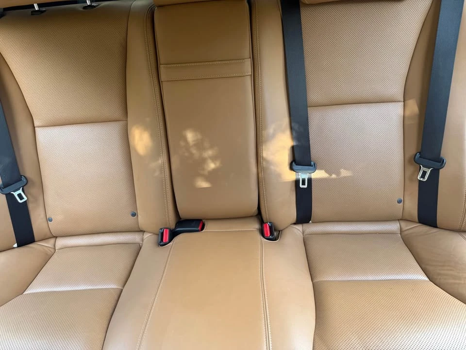 2013 Lexus LS 4th Gen - Image 16 of 20