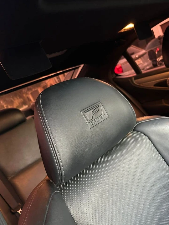2013 Lexus LS 4th Gen - Image 14 of 20
