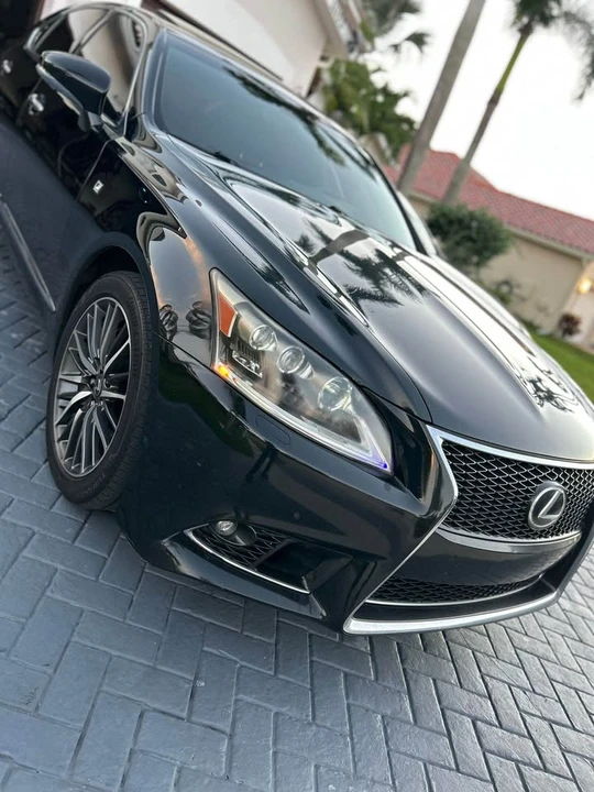 2013 Lexus LS 4th Gen - Image 7 of 20