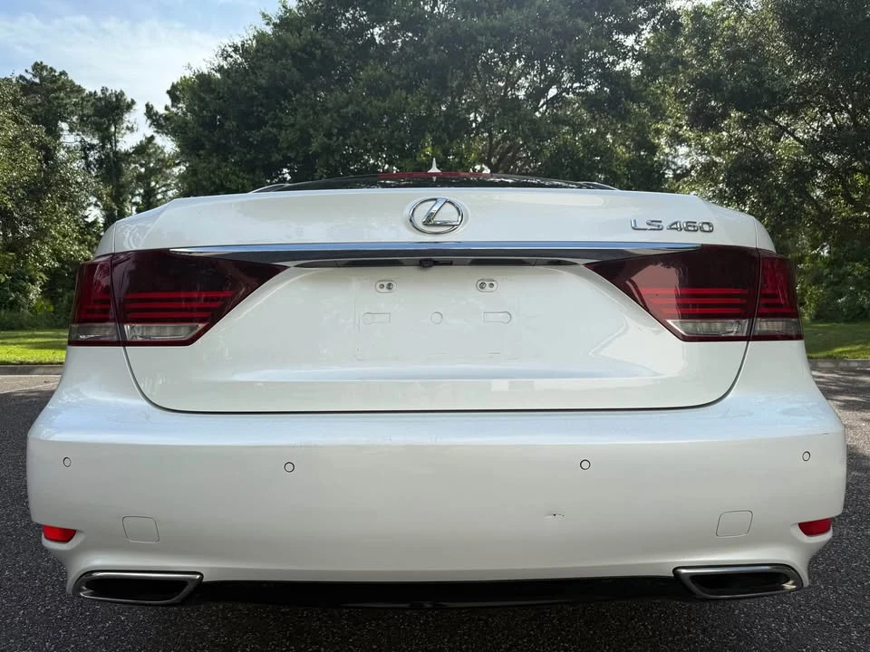 2013 Lexus LS 4th Gen - Image 6 of 20