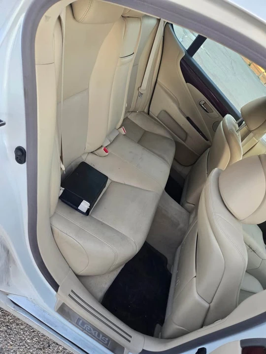 2013 Lexus LS 4th Gen - Image 7 of 12