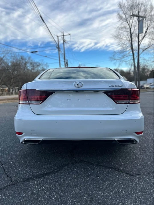 2013 Lexus LS 4th Gen - Image 2 of 12