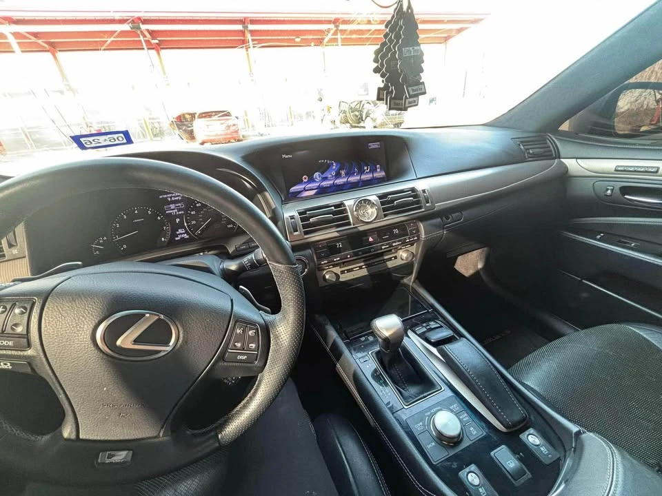 2013 Lexus LS 4th Gen - Image 2 of 4