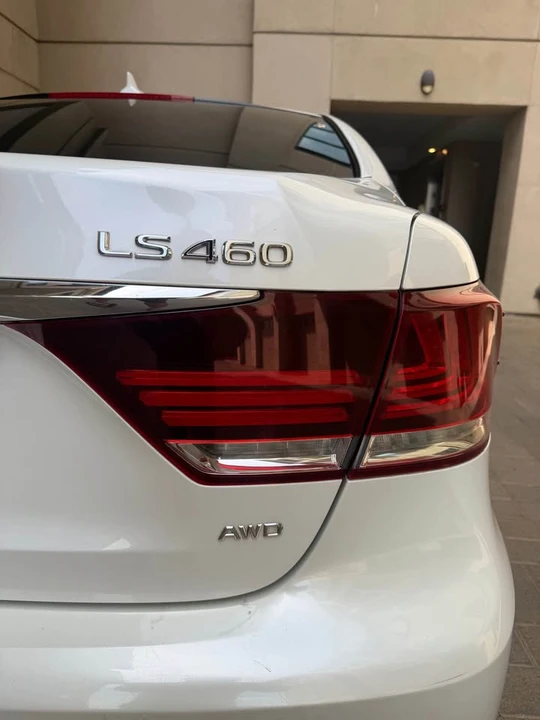 2013 Lexus LS 4th Gen - Image 6 of 16