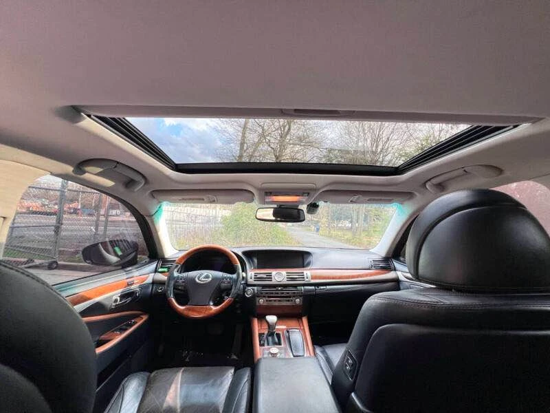2013 Lexus LS 4th Gen - Image 3 of 16