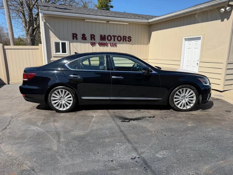 2013 Lexus LS 4th Gen - Image 3 of 19