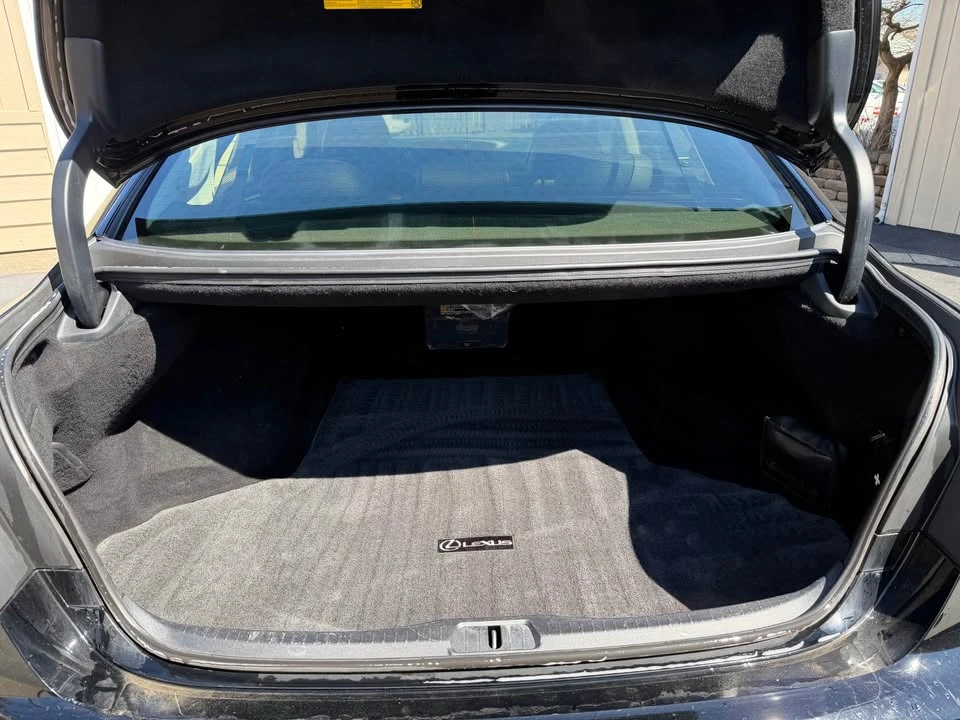 2013 Lexus LS 4th Gen - Image 11 of 19