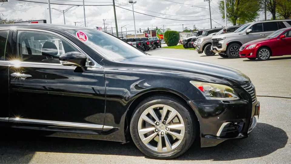 2013 Lexus LS 4th Gen - Image 4 of 11