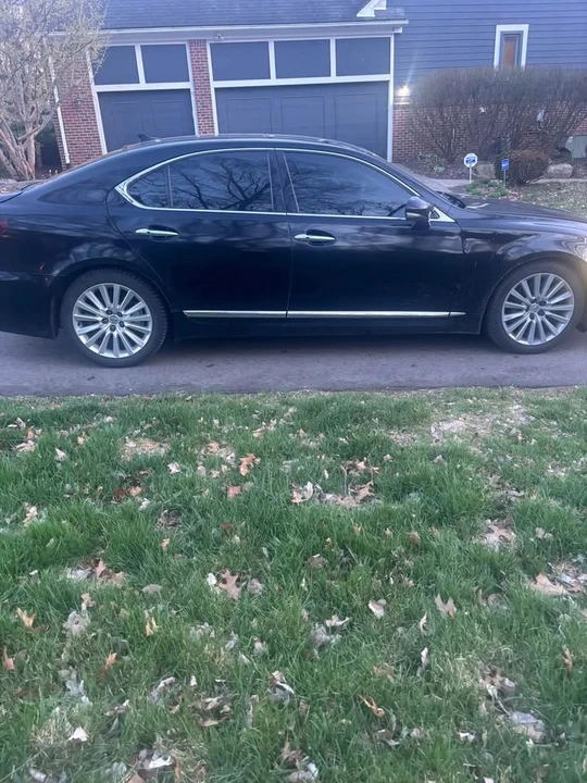 2013 Lexus LS 4th Gen - Image 4 of 8