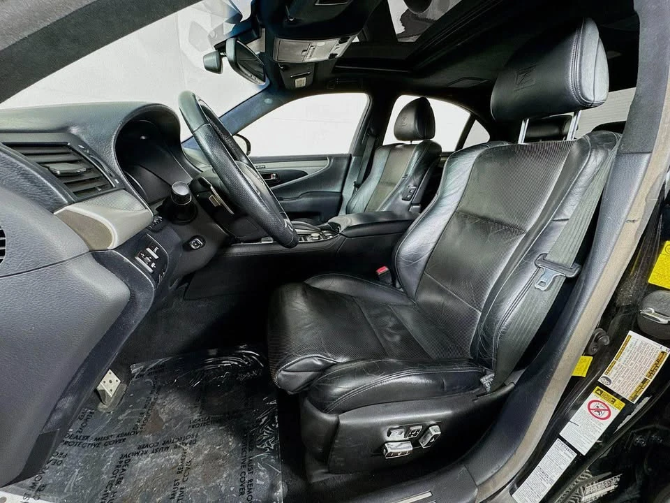 2013 Lexus LS 4th Gen - Image 14 of 19