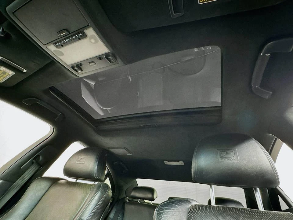2013 Lexus LS 4th Gen - Image 15 of 19