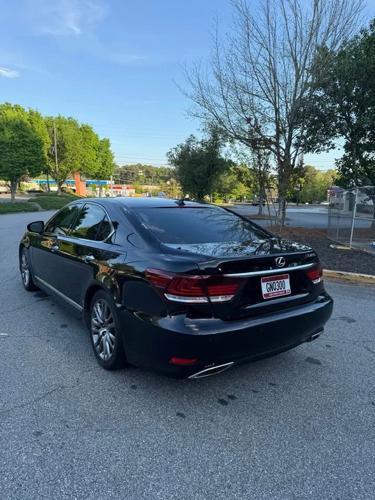 2013 Lexus LS 4th Gen - Image 5 of 10
