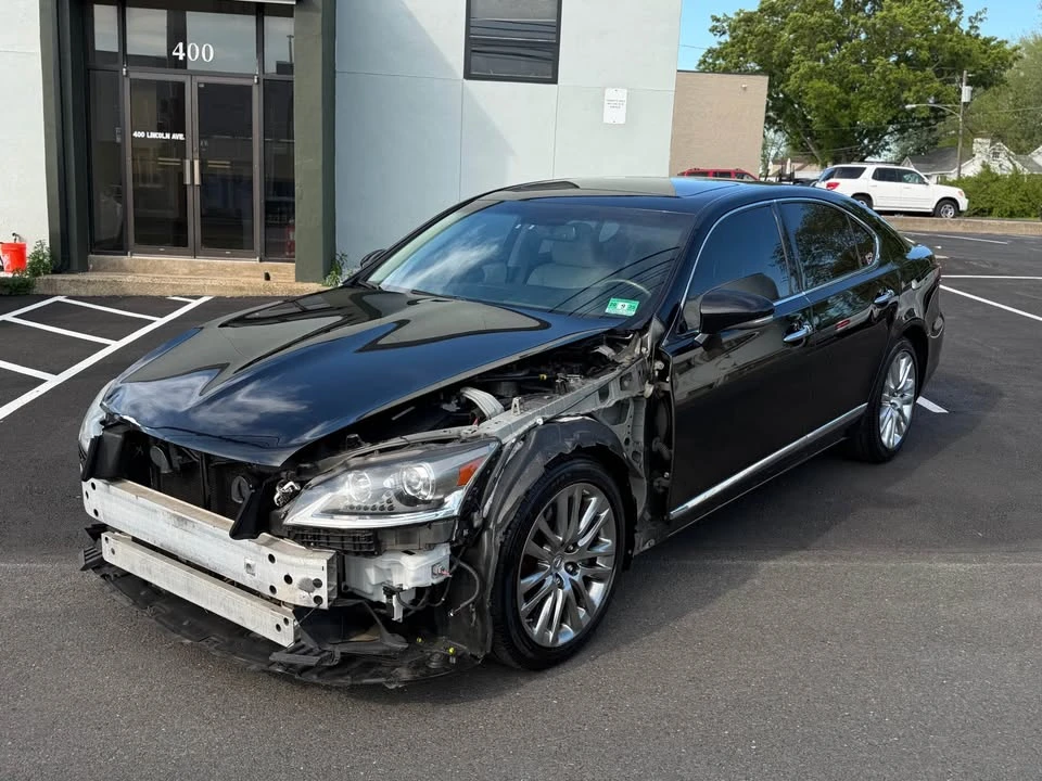 2013 Lexus LS 4th Gen - Image 3 of 9