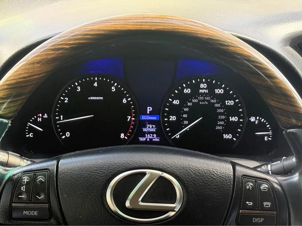 2013 Lexus LS 4th Gen - Image 2 of 17