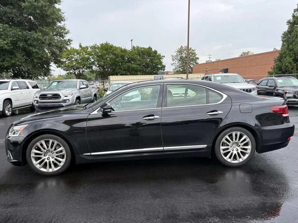 2013 Lexus LS 4th Gen - Image 7 of 20