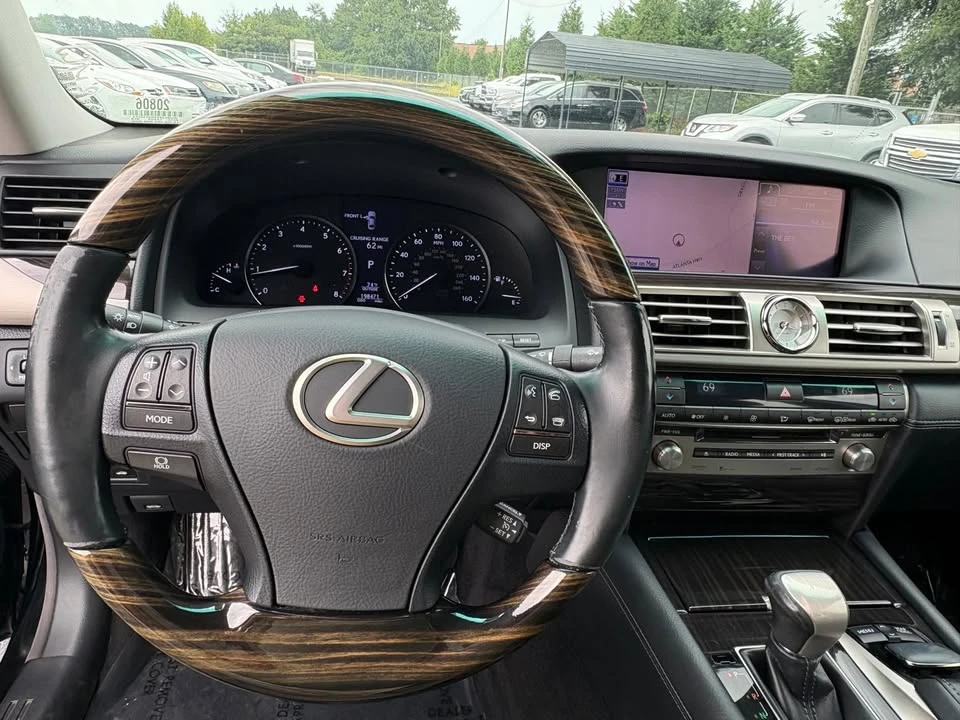 2013 Lexus LS 4th Gen - Image 9 of 20
