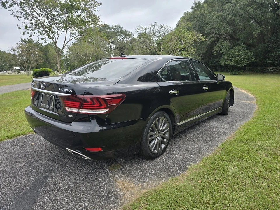 2013 Lexus LS 4th Gen - Image 5 of 11