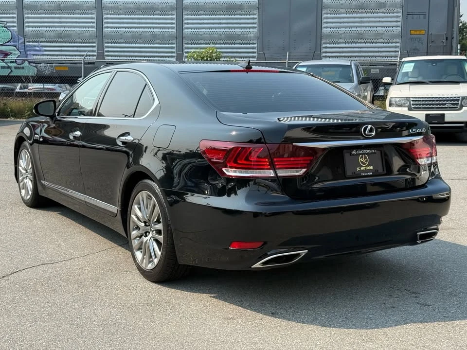 2013 Lexus LS 4th Gen - Image 6 of 18