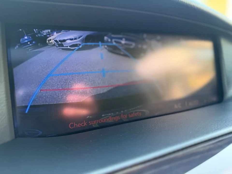 2013 Lexus LS 4th Gen - Image 18 of 18