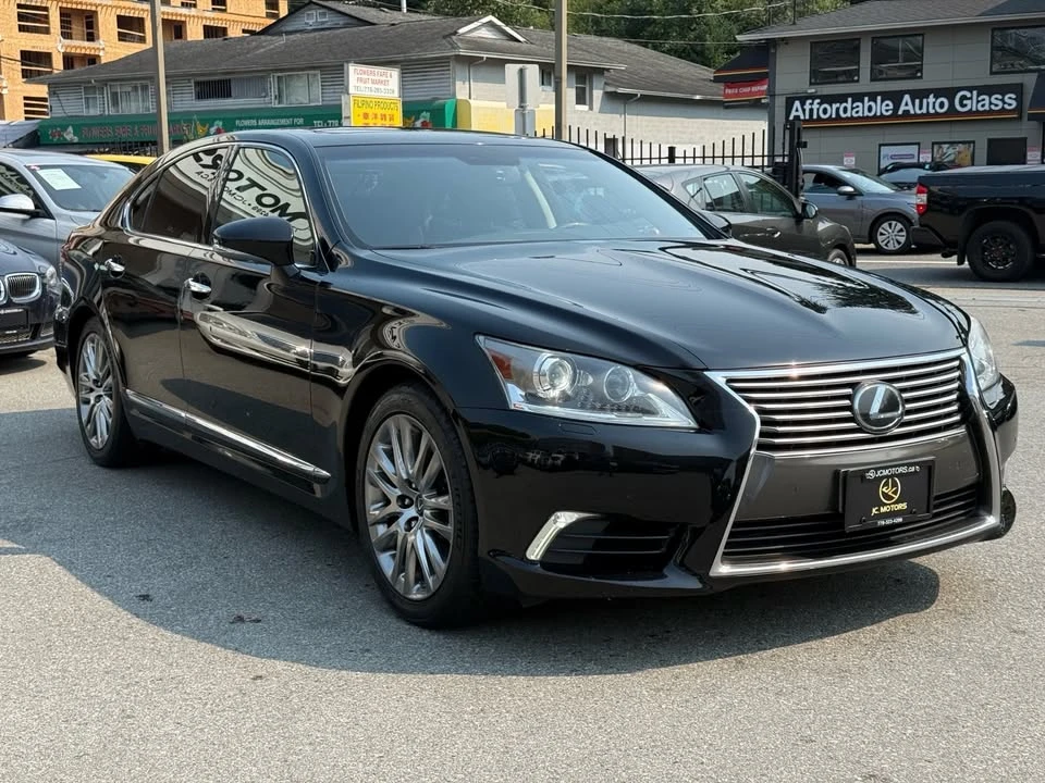 2013 Lexus LS 4th Gen - Image 3 of 18