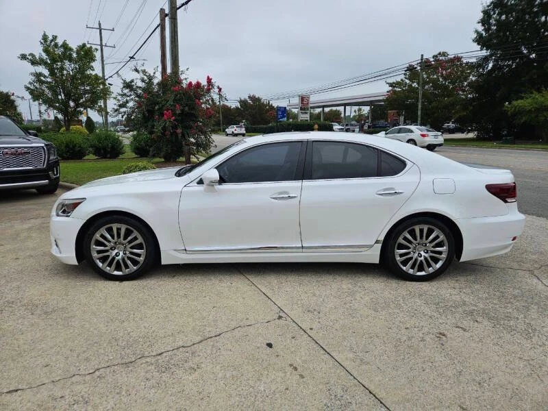 2013 Lexus LS 4th Gen - Image 7 of 20