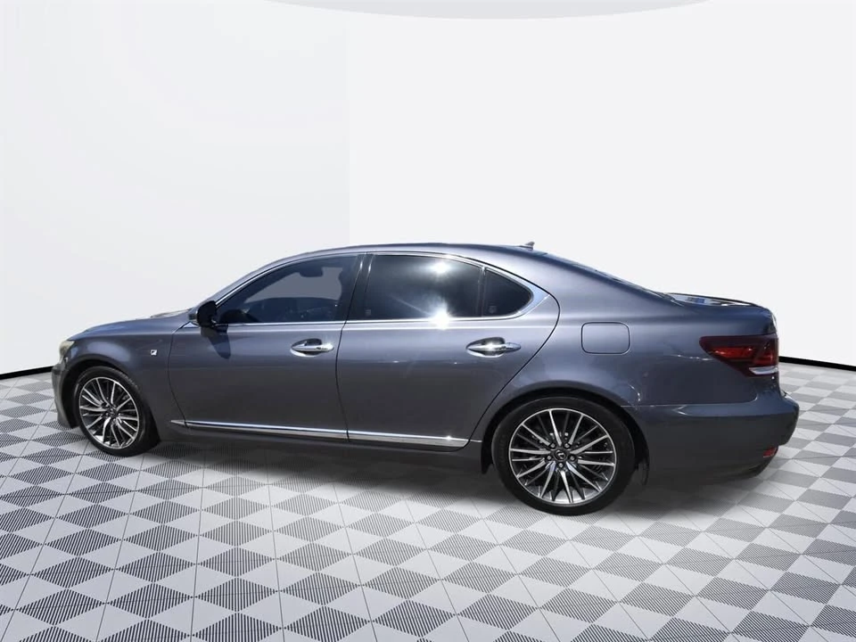 2013 Lexus LS 4th Gen - Image 3 of 20