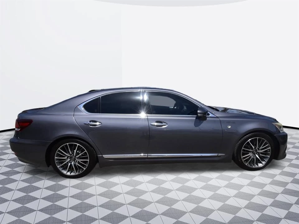 2013 Lexus LS 4th Gen - Image 5 of 20