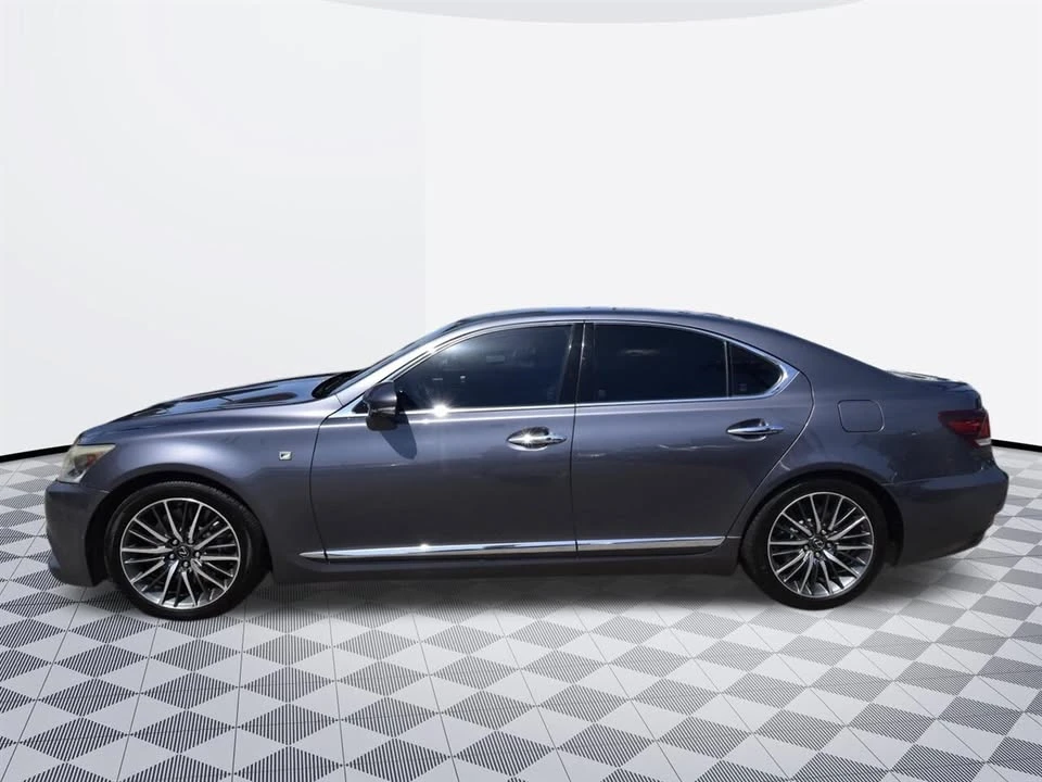 2013 Lexus LS 4th Gen - Image 2 of 20
