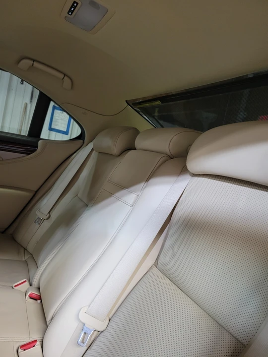 2013 Lexus LS 4th Gen - Image 10 of 15