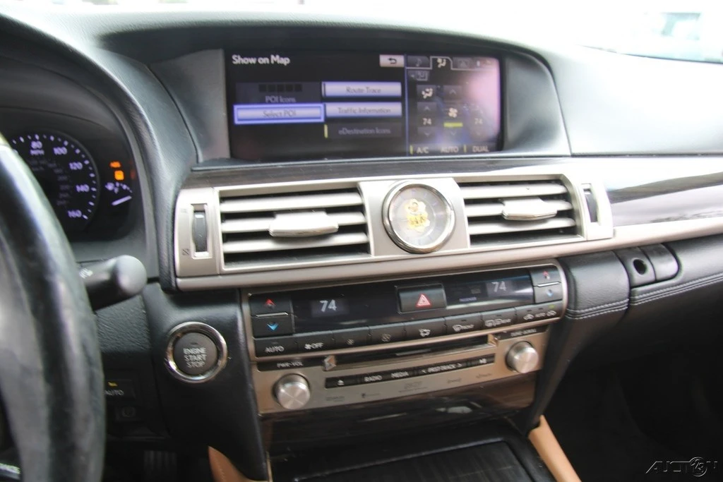 2013 Lexus LS 4th Gen - Image 19 of 21