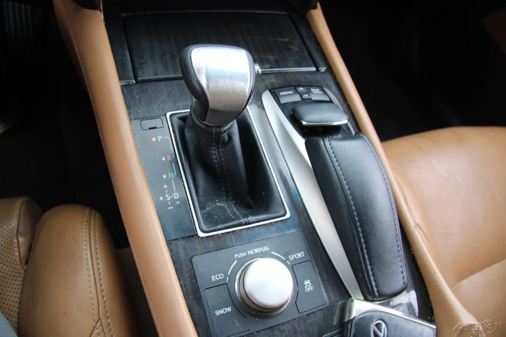 2013 Lexus LS 4th Gen - Image 20 of 21