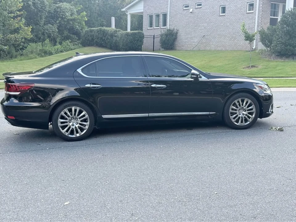 2013 Lexus LS 4th Gen - Image 4 of 15