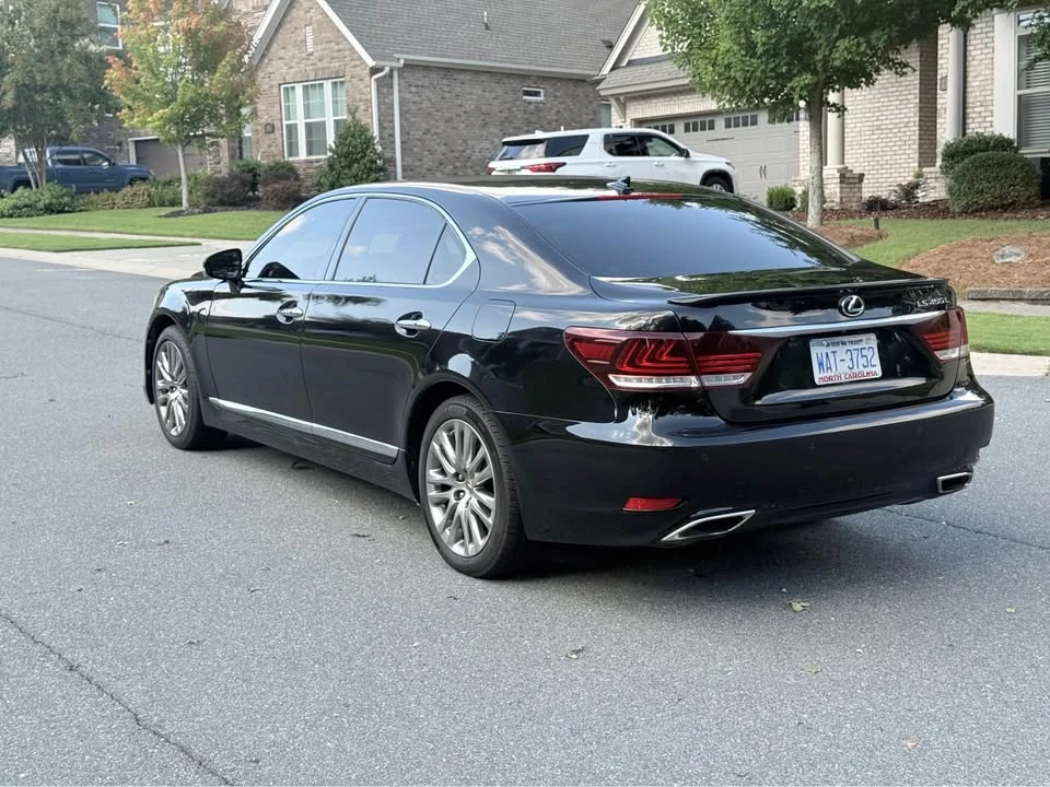 2013 Lexus LS 4th Gen - Image 7 of 15