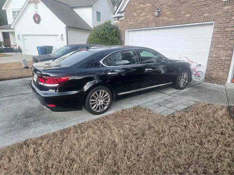 2013 Lexus LS 460 L Sedan 4D
