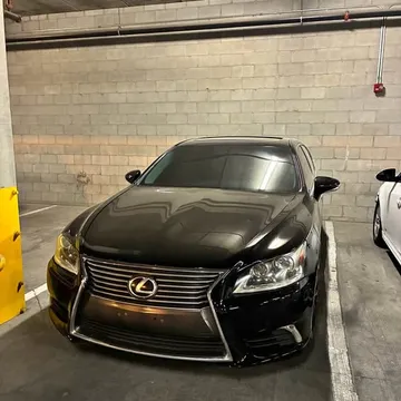 2013 Lexus LS 460 Sedan