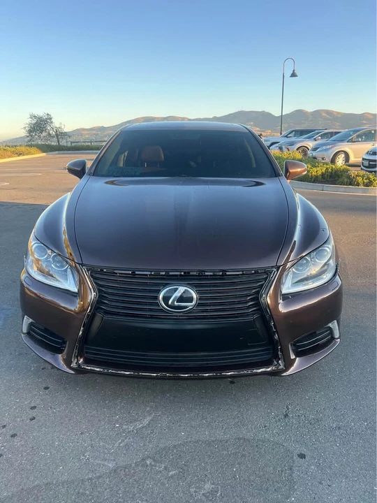 2013 Lexus LS 4th Gen - Image 14 of 15